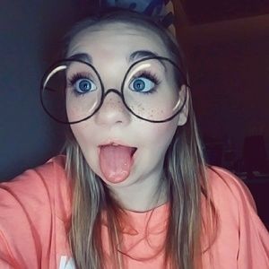 Meet your Posher, Kaylee